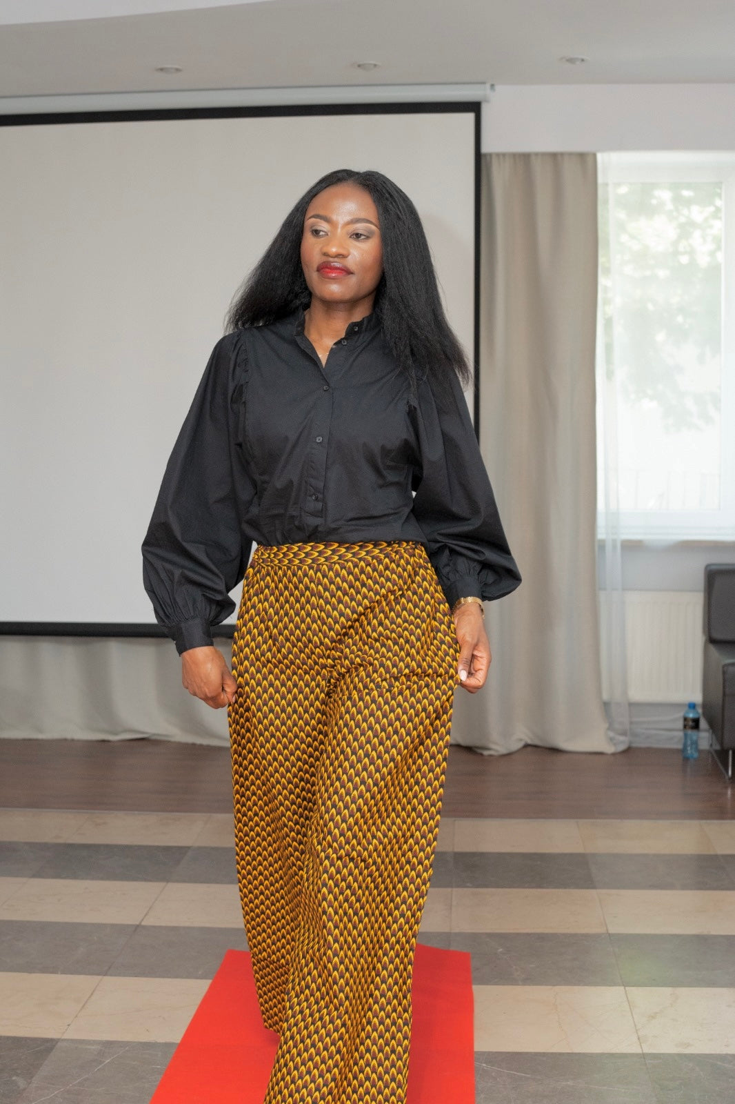 Women’s Long Wide-Leg Pants