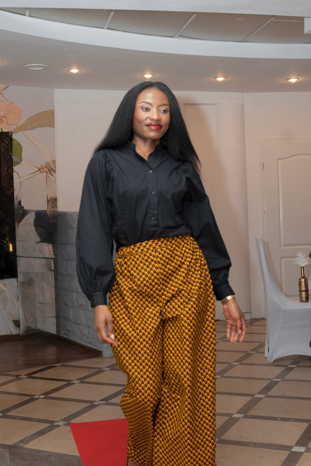 Women’s Long Wide-Leg Pants