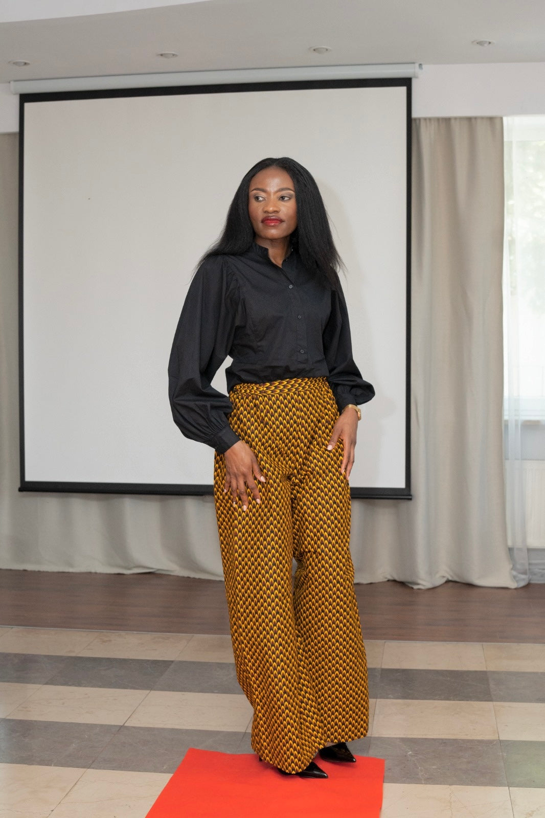 Women’s Long Wide-Leg Pants