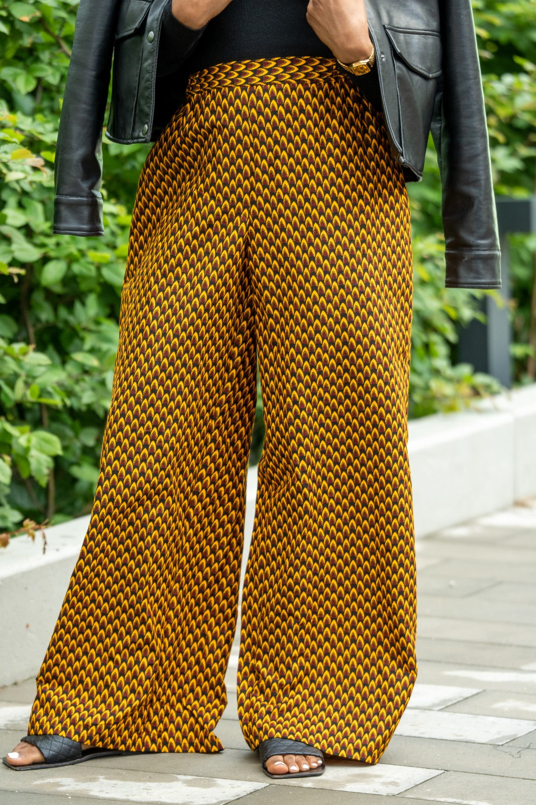 Women’s Long Wide-Leg Pants